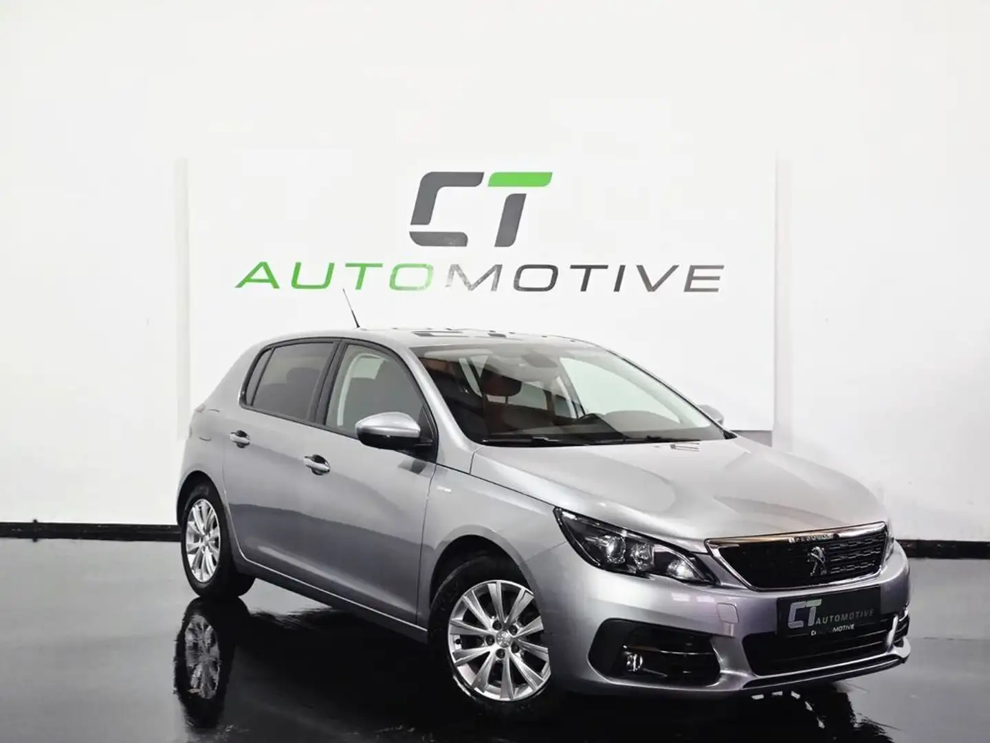 Peugeot 308 1,2 PureTech 130 Style Grau - 1