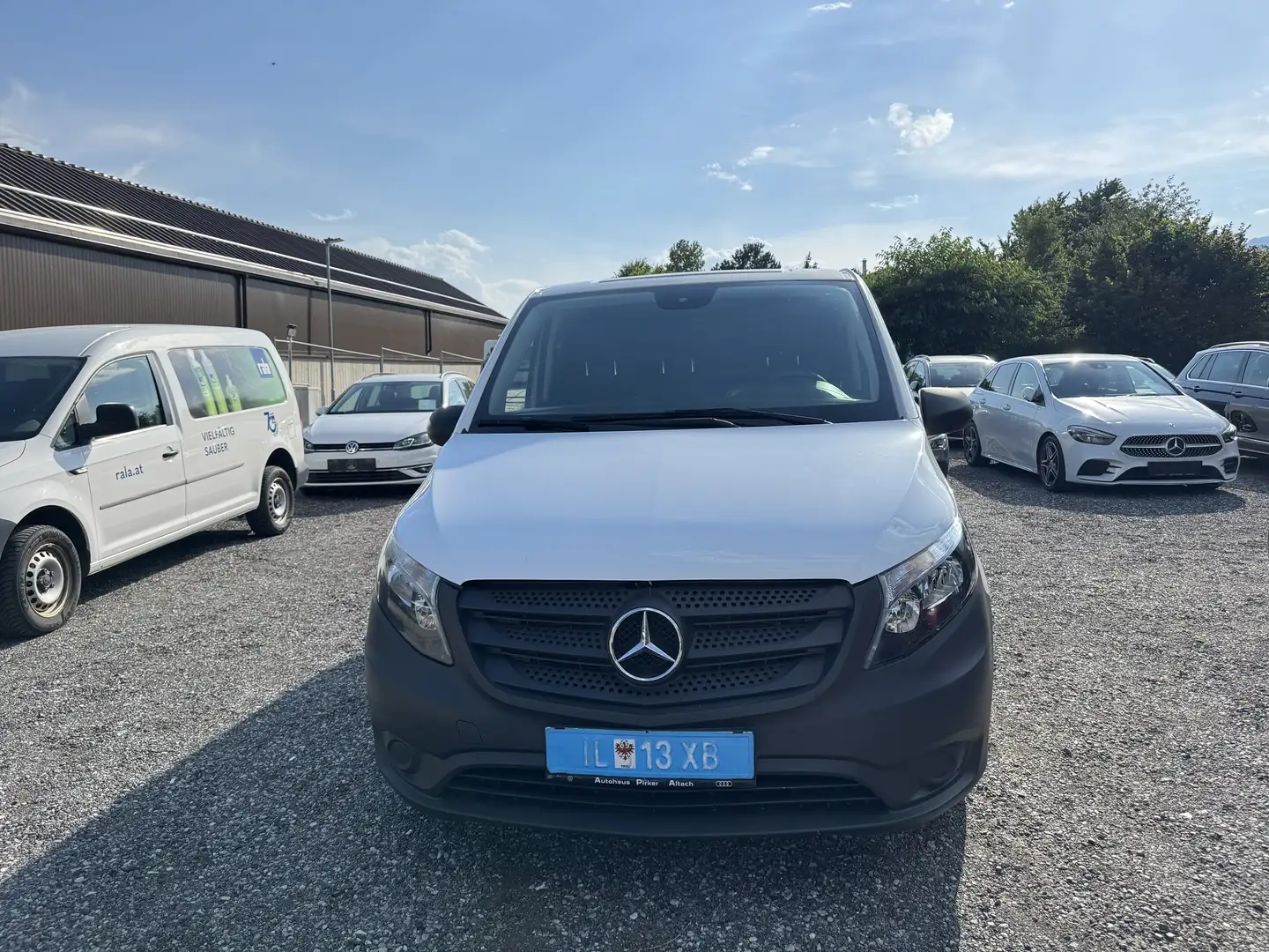 Mercedes-Benz Vito 109/110/111/114 CDI FWD kompakt (447.601) Weiß - 2