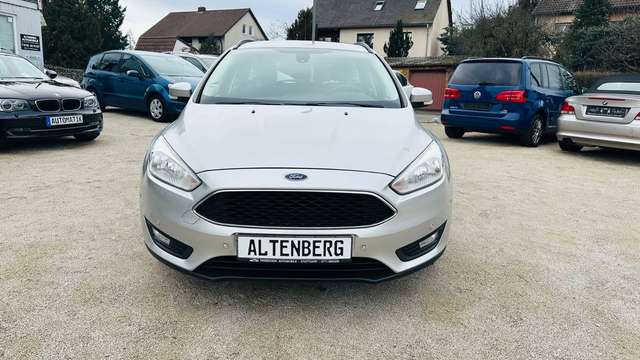 Ford Focus Turnier,Große Navigation