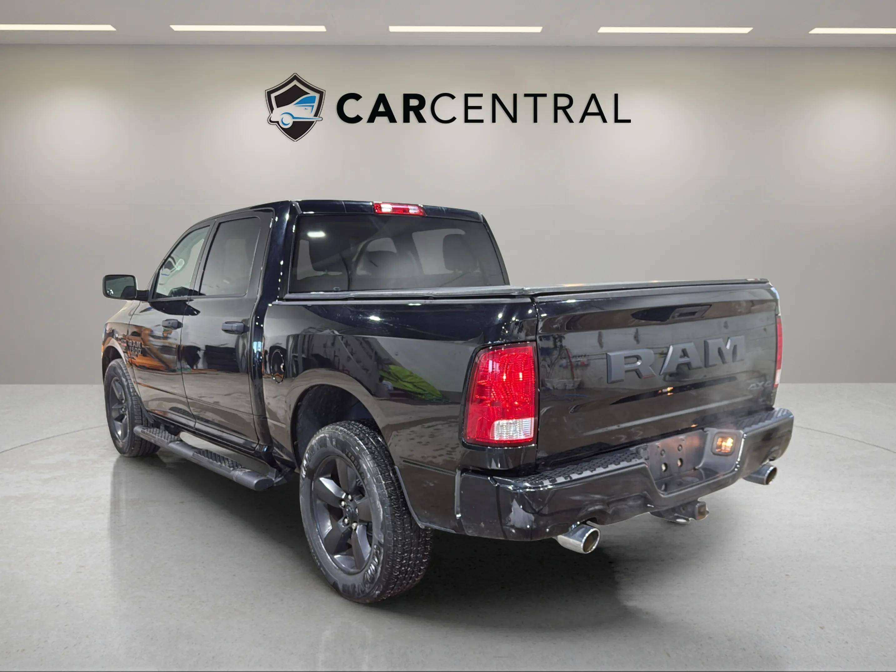 2020 RAM 1500 Classic Crew Cab