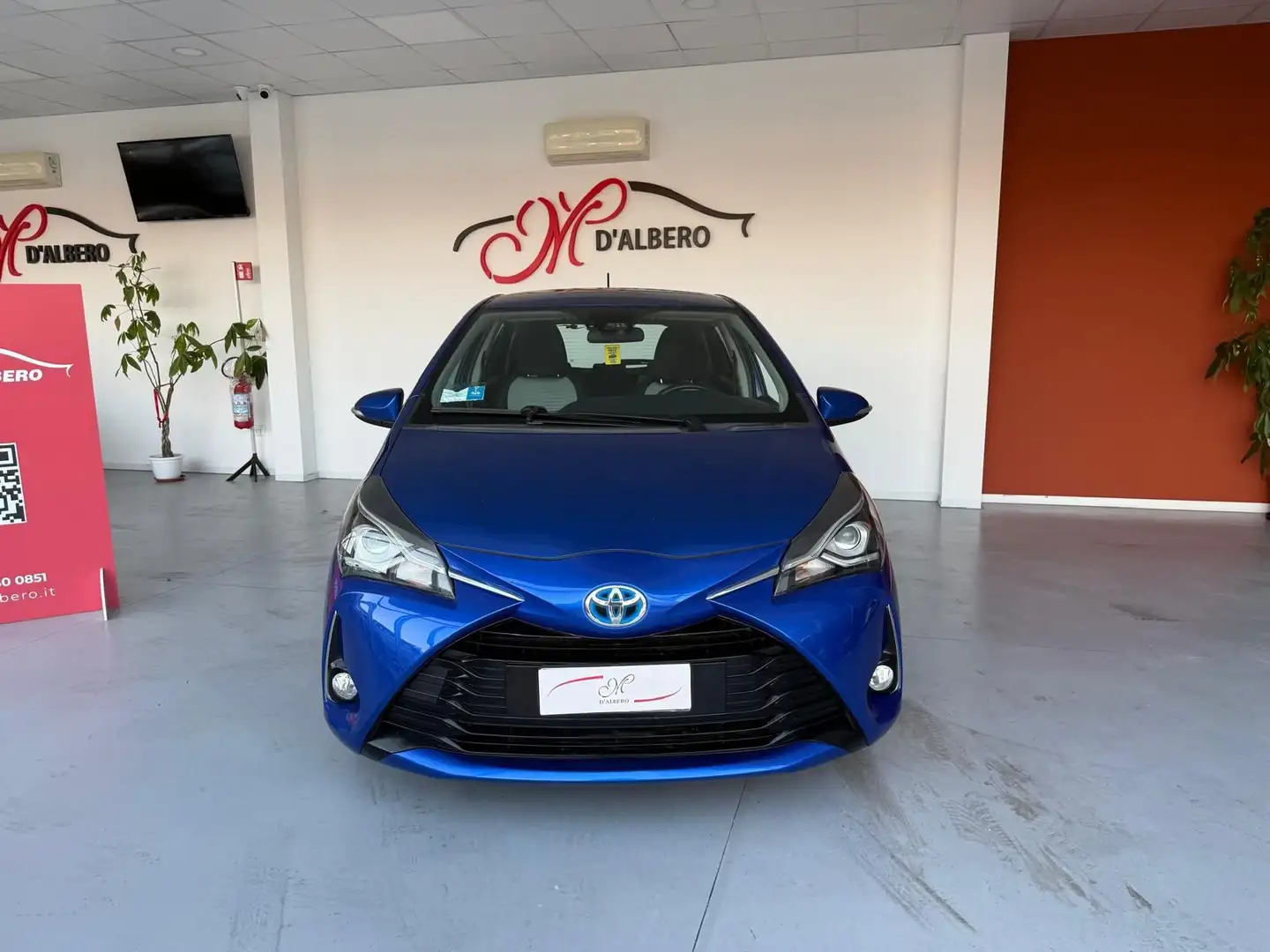 Toyota Yaris 1.5 Hybrid 5 porte Toyota Team Bleu - 2