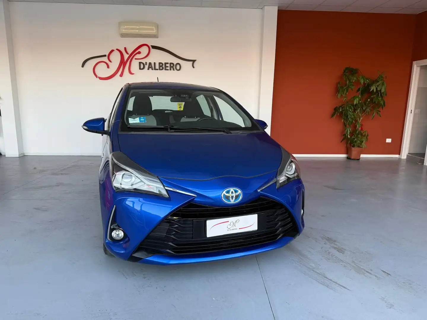 Toyota Yaris 1.5 Hybrid 5 porte Toyota Team Bleu - 1