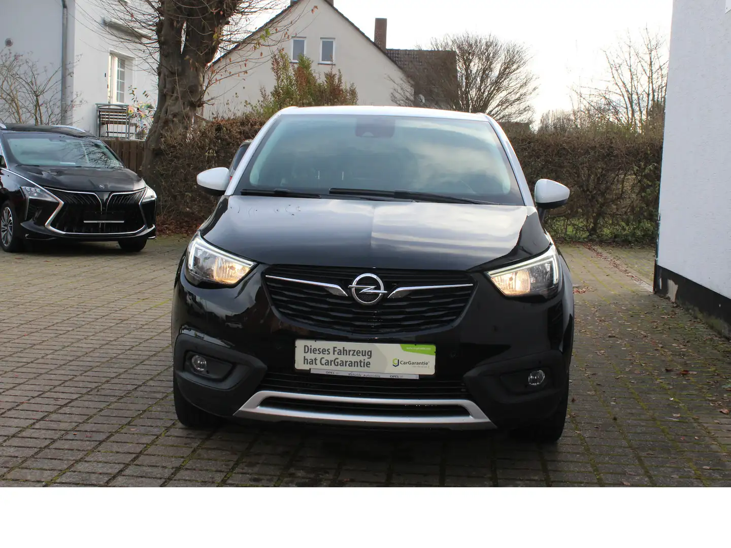 Opel Crossland Innovation Schwarz - 2