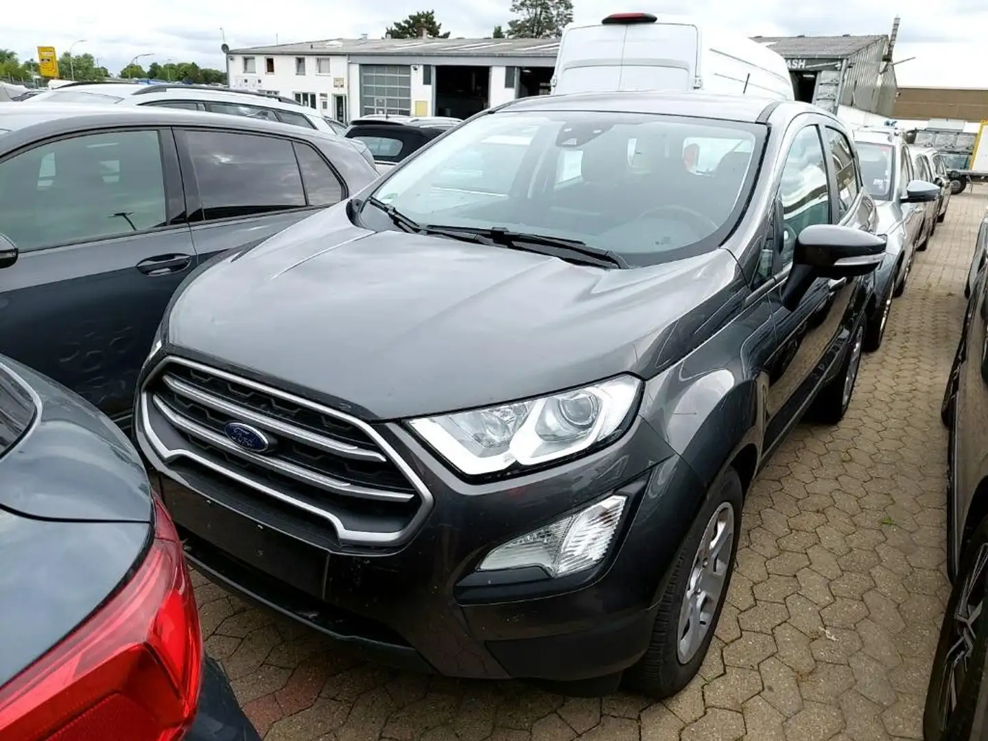 Ford EcoSport Cool&Connect 100PS_WintPaket_Metallic_ Grau - 2