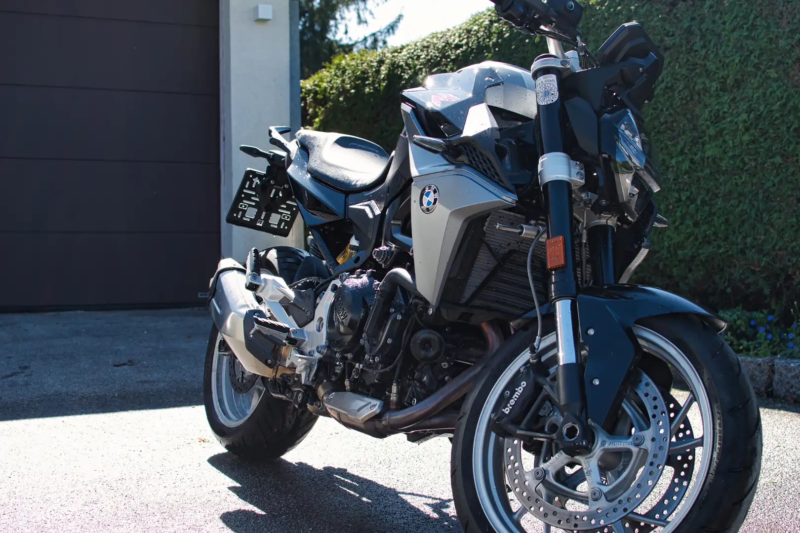 BMW F 900 R - 1