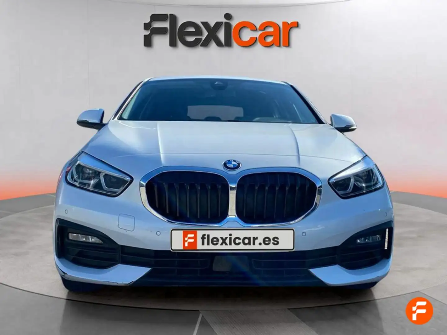 BMW 118 118iA Blanc - 2
