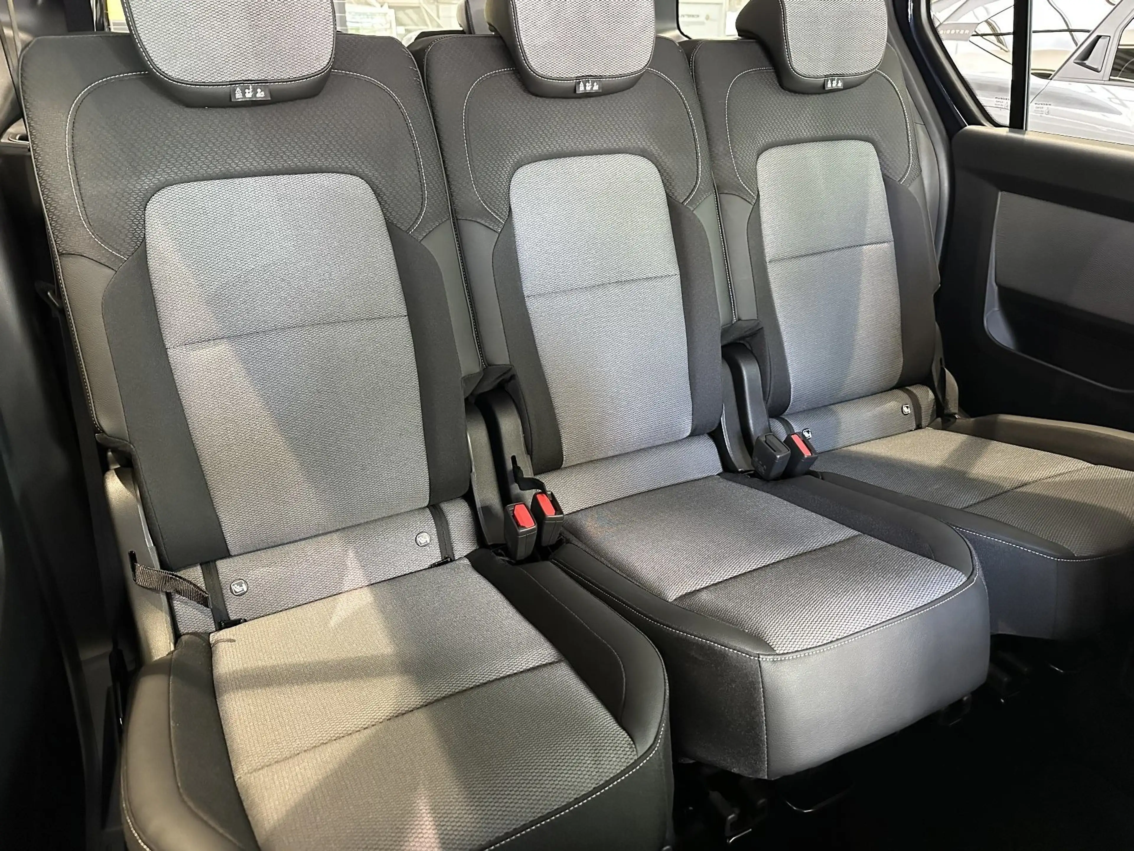 Renault Kangoo Techno TCe 130 PS EDC — photo 12