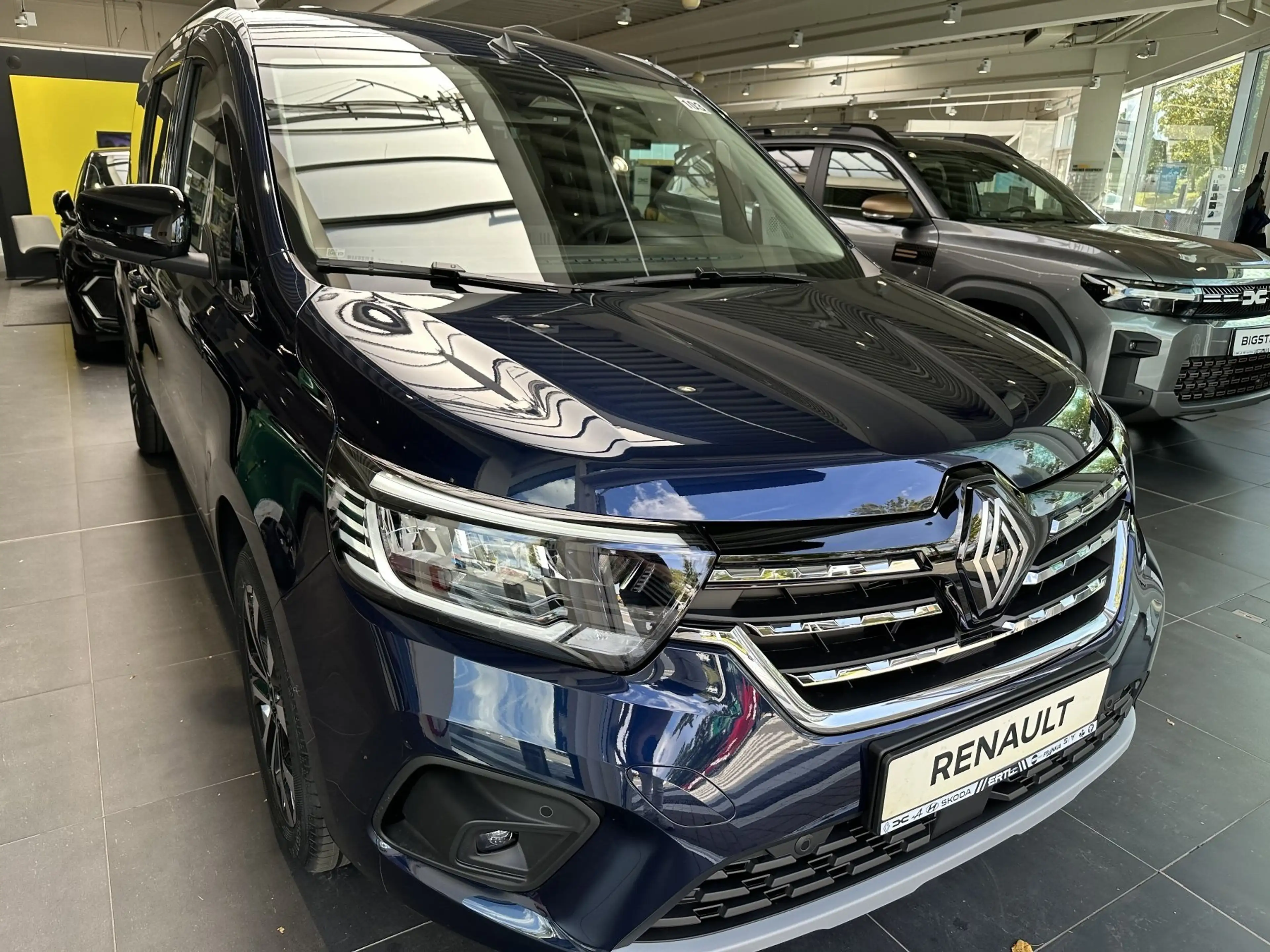 Renault Kangoo Techno TCe 130 PS EDC — photo 5