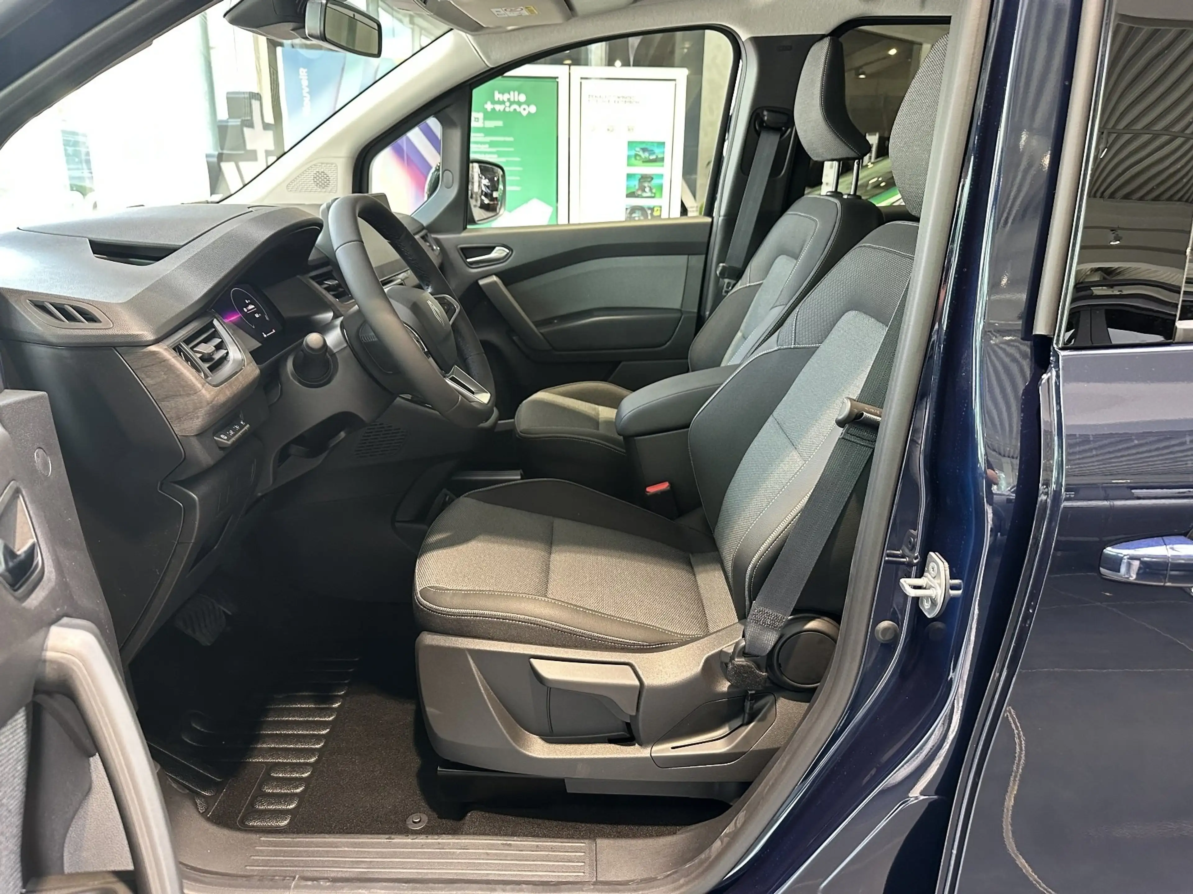 Renault Kangoo Techno TCe 130 PS EDC — photo 27