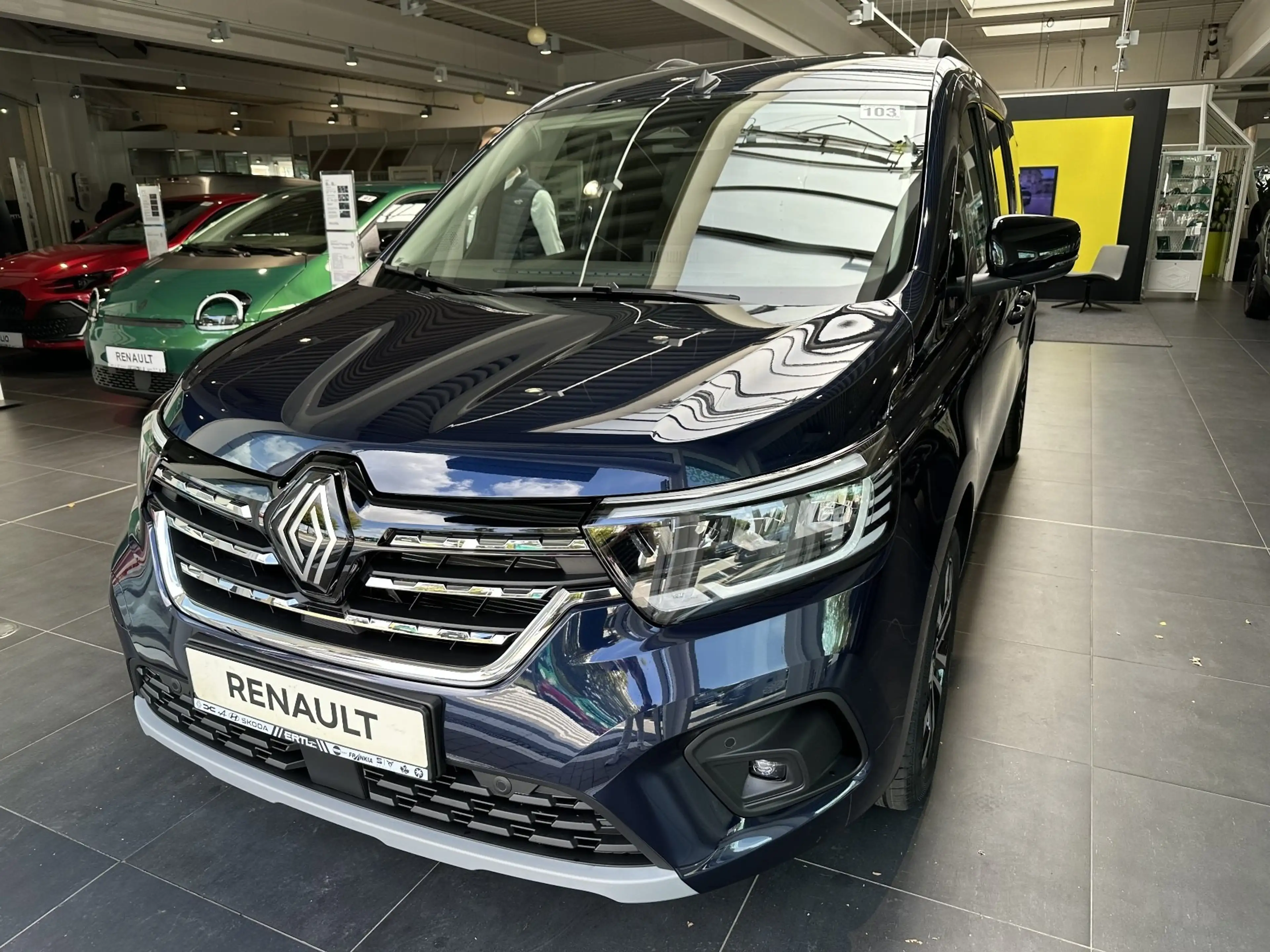 Renault Kangoo Techno TCe 130 PS EDC