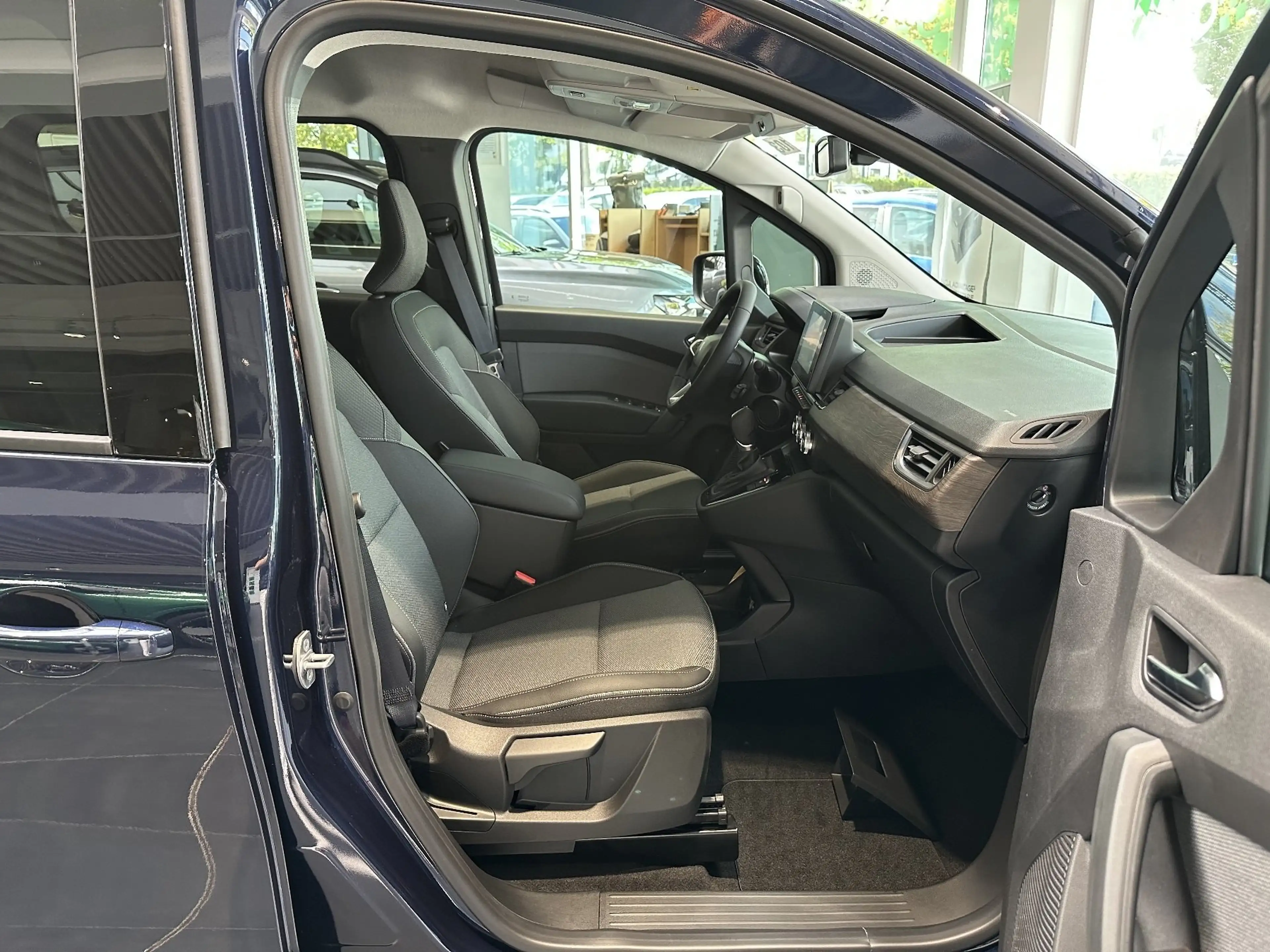Renault Kangoo Techno TCe 130 PS EDC — photo 8