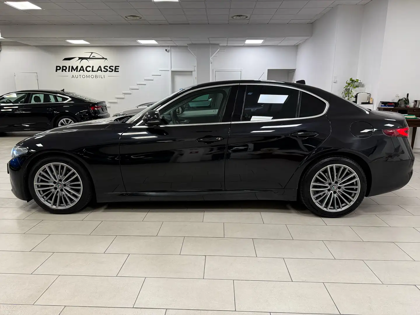 Alfa Romeo Giulia Giulia 2016 2.2 t Super 150cv auto Nero - 2