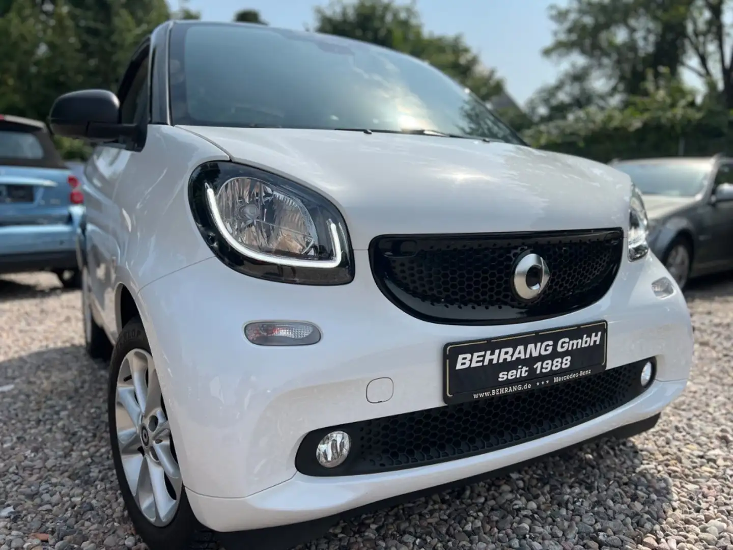 smart forTwo *TURBO*PASSION*PANORAMA*SITZHEIZUNG* Weiß - 2
