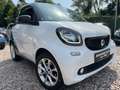 smart forTwo *TURBO*PASSION*PANORAMA*SITZHEIZUNG* Weiß - thumbnail 3