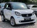 smart forTwo *TURBO*PASSION*PANORAMA*SITZHEIZUNG* Weiß - thumbnail 1