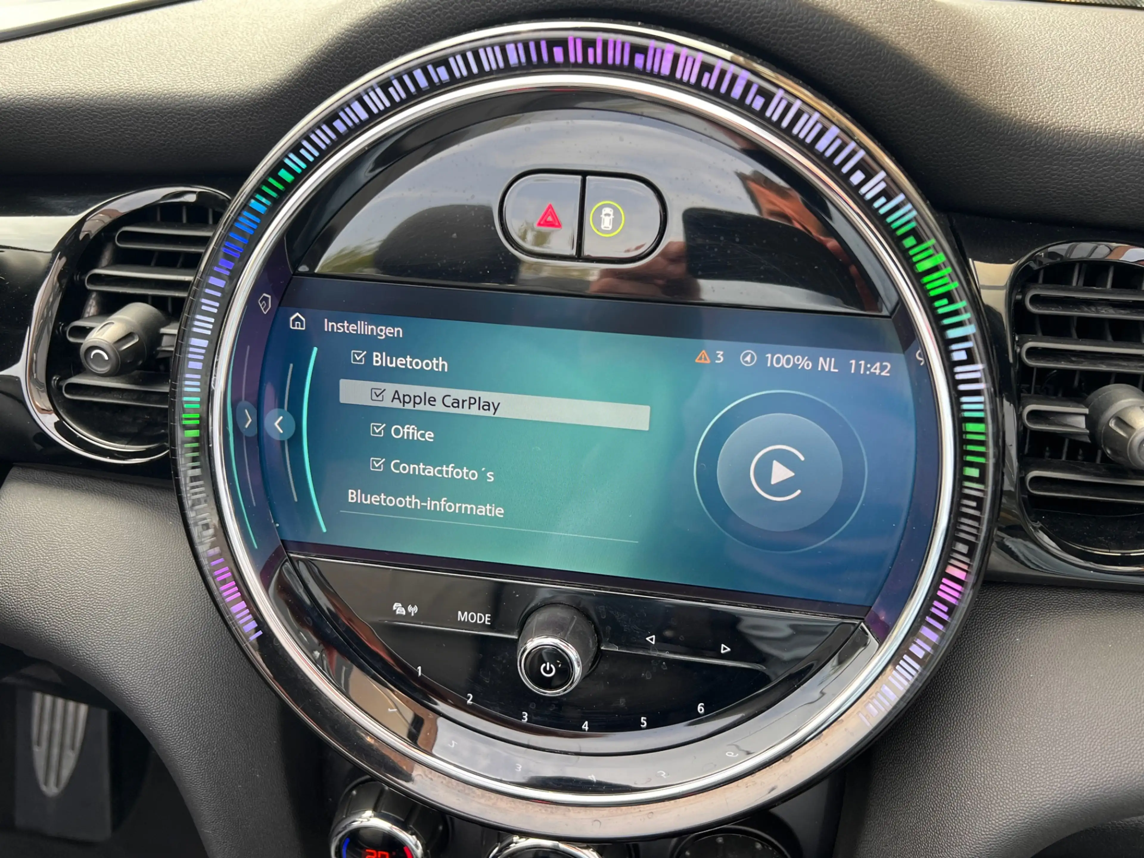MINI John Cooper Works Cabrio Mini 2.0 Classic AUT. JCW HEAD UP/HARMAN KARDON 20 — photo 14
