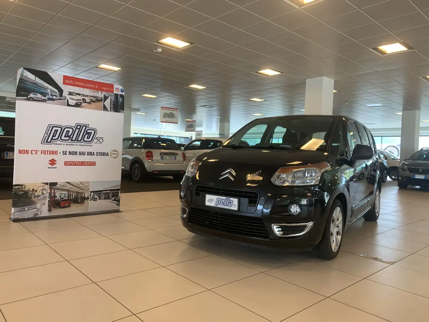 Citroen C3 Picasso C3 Picasso 1.4 VTi 95 Perfect GPL Schwarz - 1