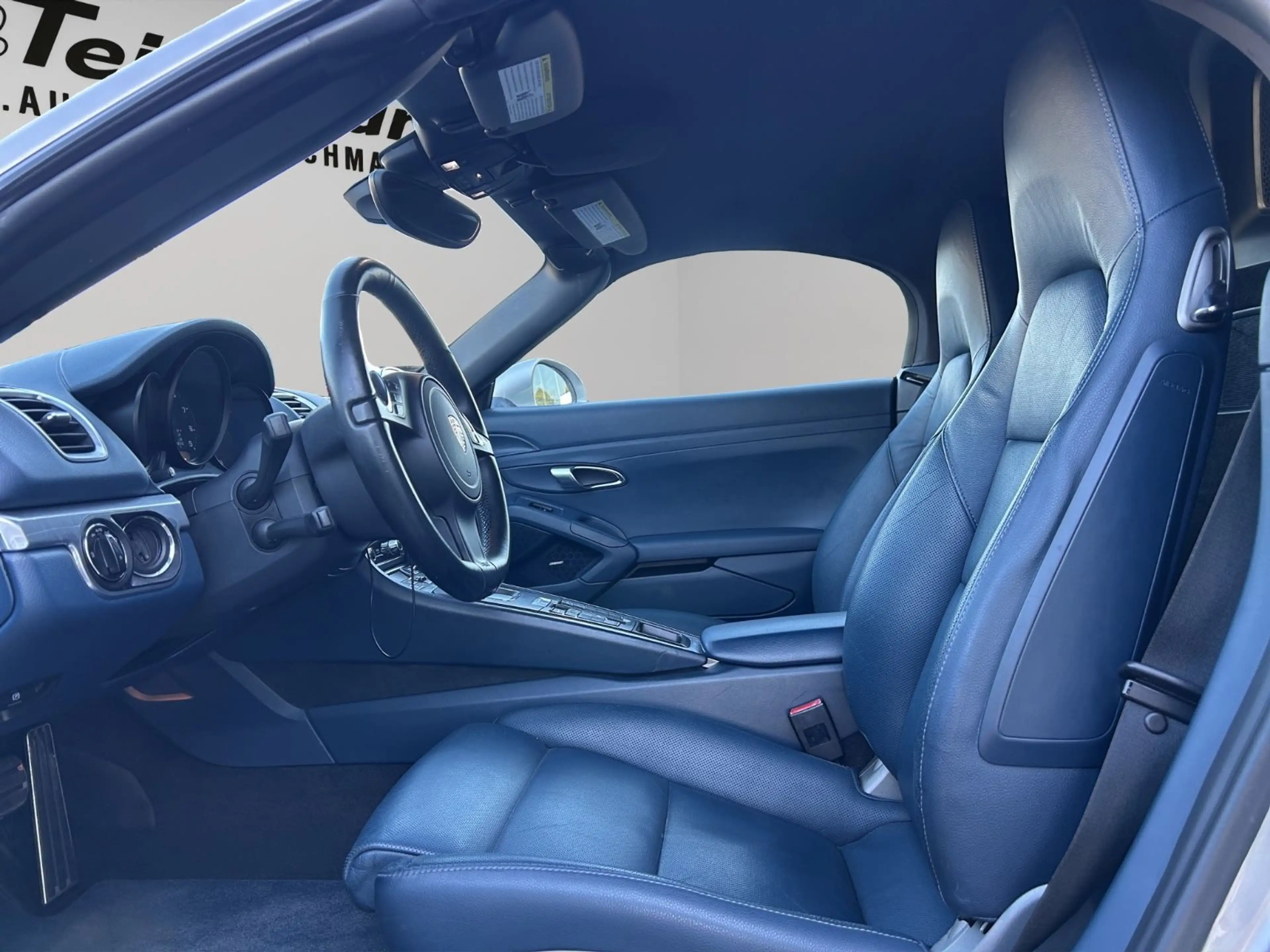 Porsche Boxster — photo 13