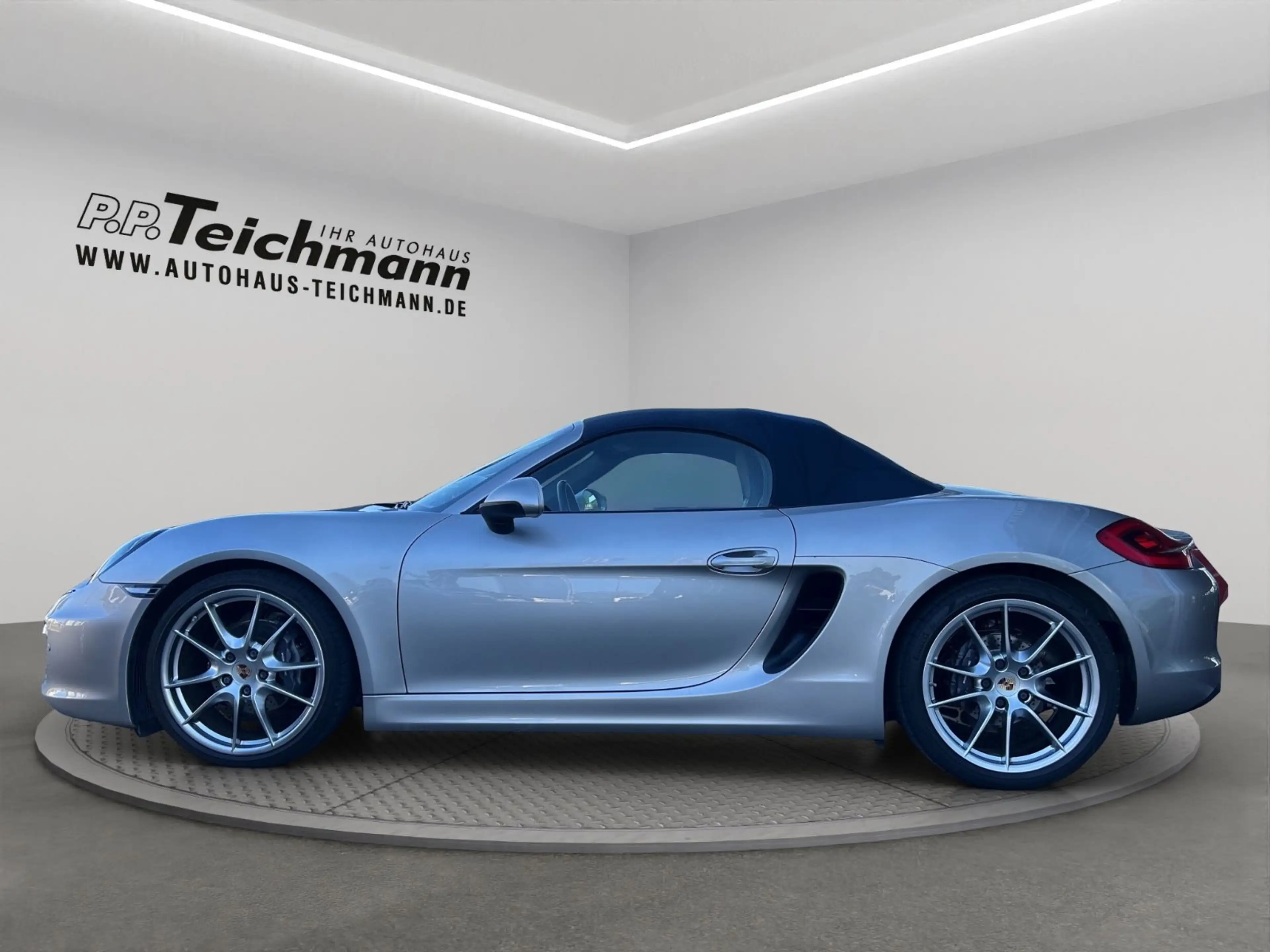 Porsche Boxster — photo 9
