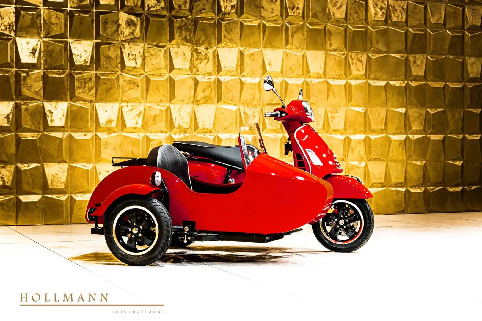 Vespa GTS 300 SUPER  + SIDECAR + CUSTOMIZED + STOCK + Red - 2
