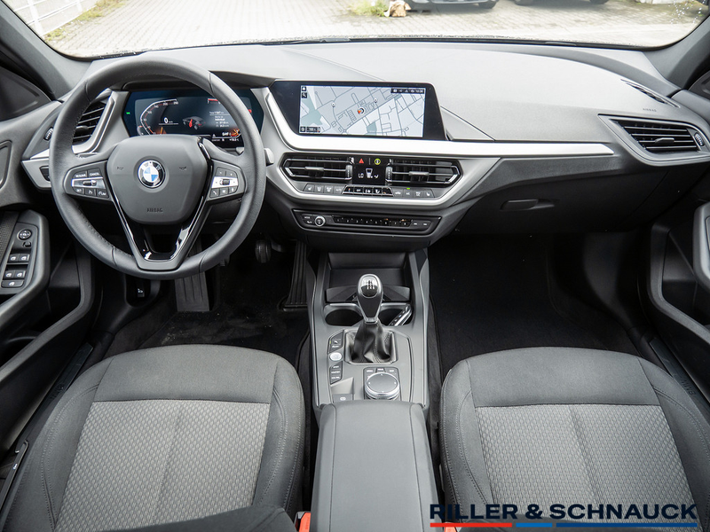 BMW 118 i Advantage NAVI+LED+KAMERA+KEYLESS+KLIMA+ — photo 9