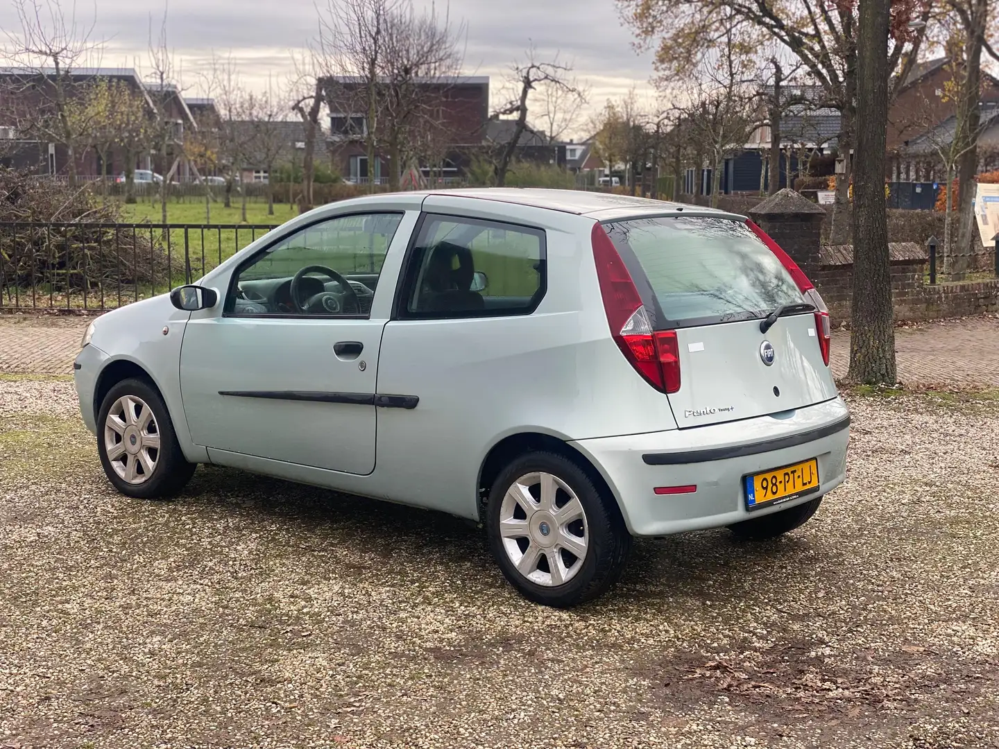 Fiat Punto 1.2 Dynamic Groen - 2