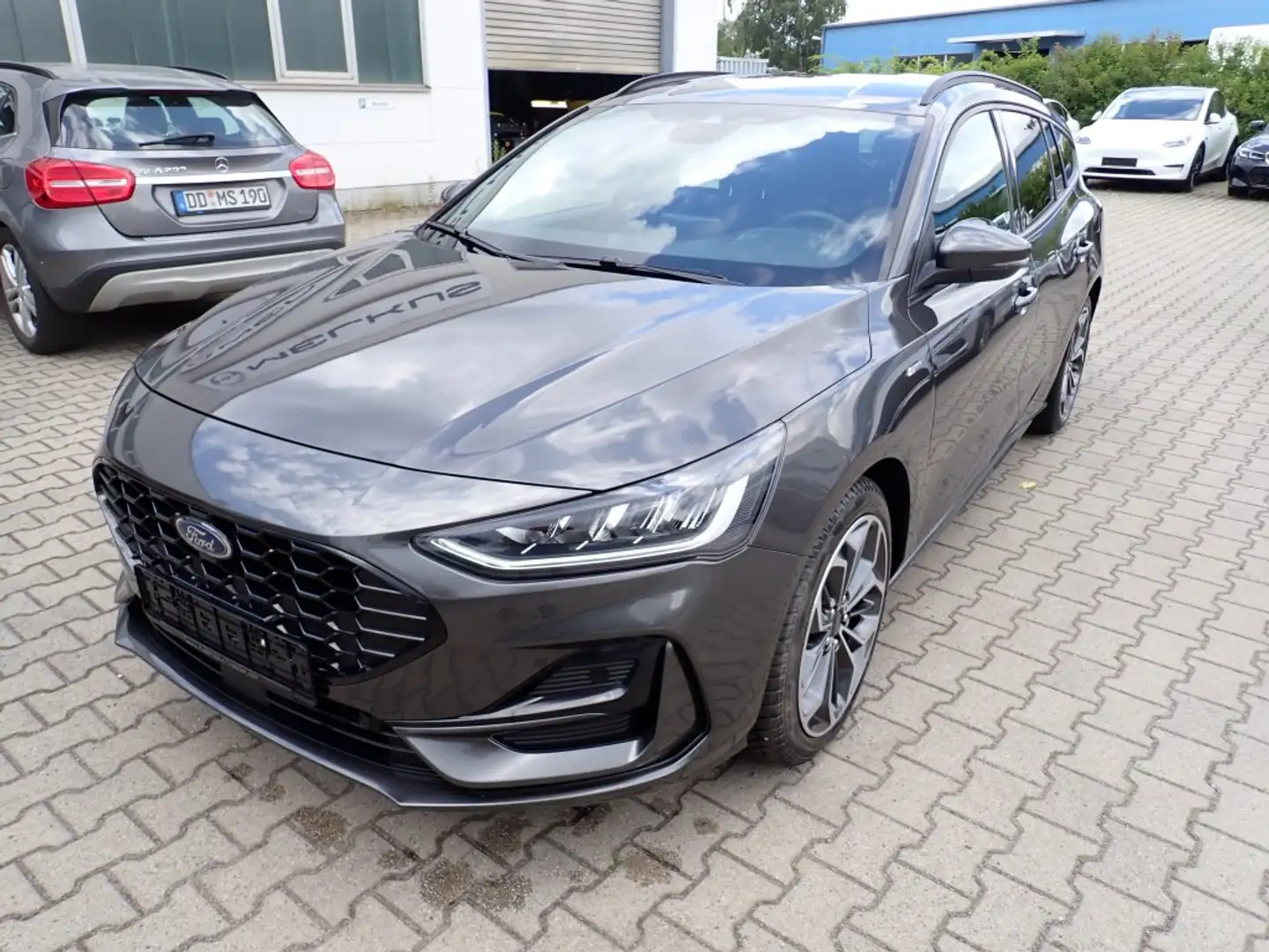 Ford Focus Turnier 1.0 EcoBoost ST-Line*ACC*Kamera* Gri - 2