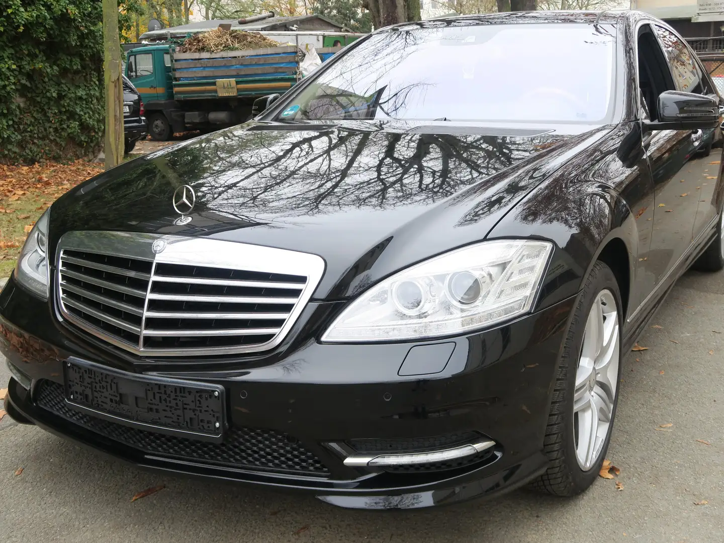 Mercedes-Benz S 550 S 550 CGI 4Matic Lang Schwarz - 1
