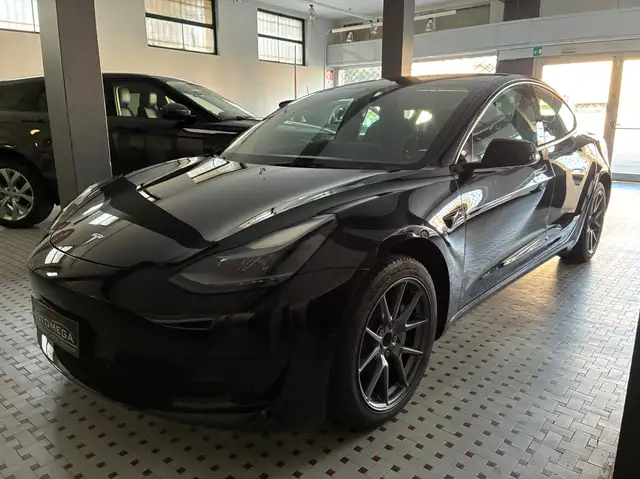 Tesla Model 3 Standard rwd Aziendale