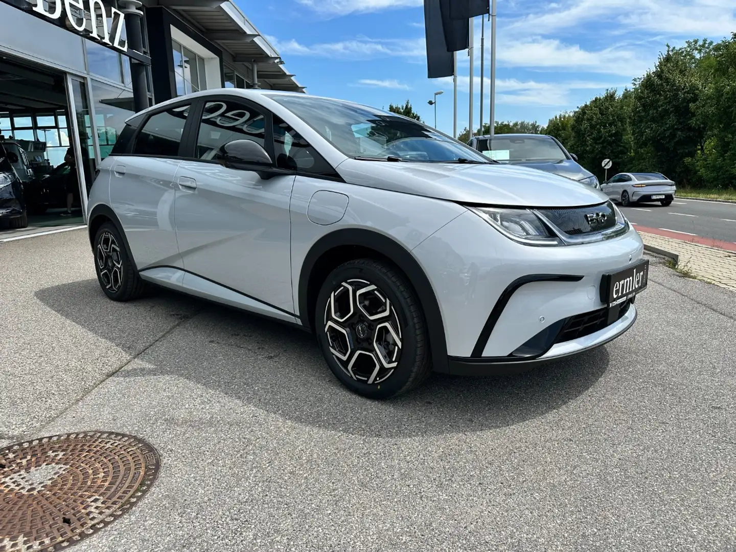 BYD Dolphin Comfort MY2025 lagernd * sofort verfügbar Weiß - 2
