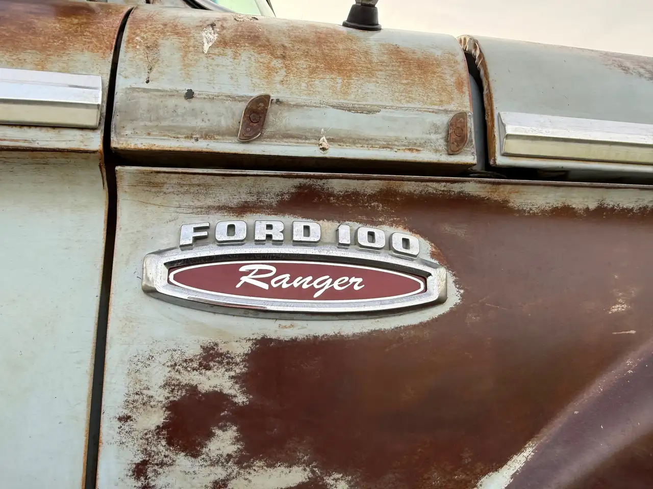 Ford F 100, foto 11