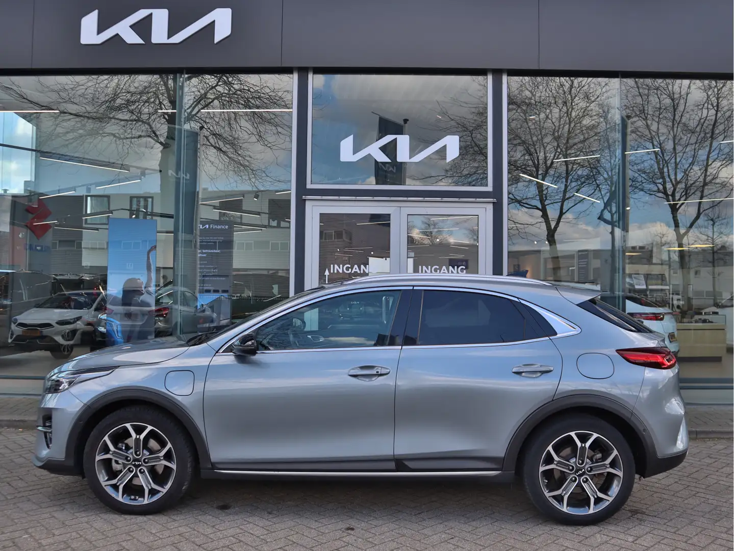 Kia XCeed 1.6 GDi PHEV Plug-In-Hybrid ExecutiveLine | Naviga Grijs - 2