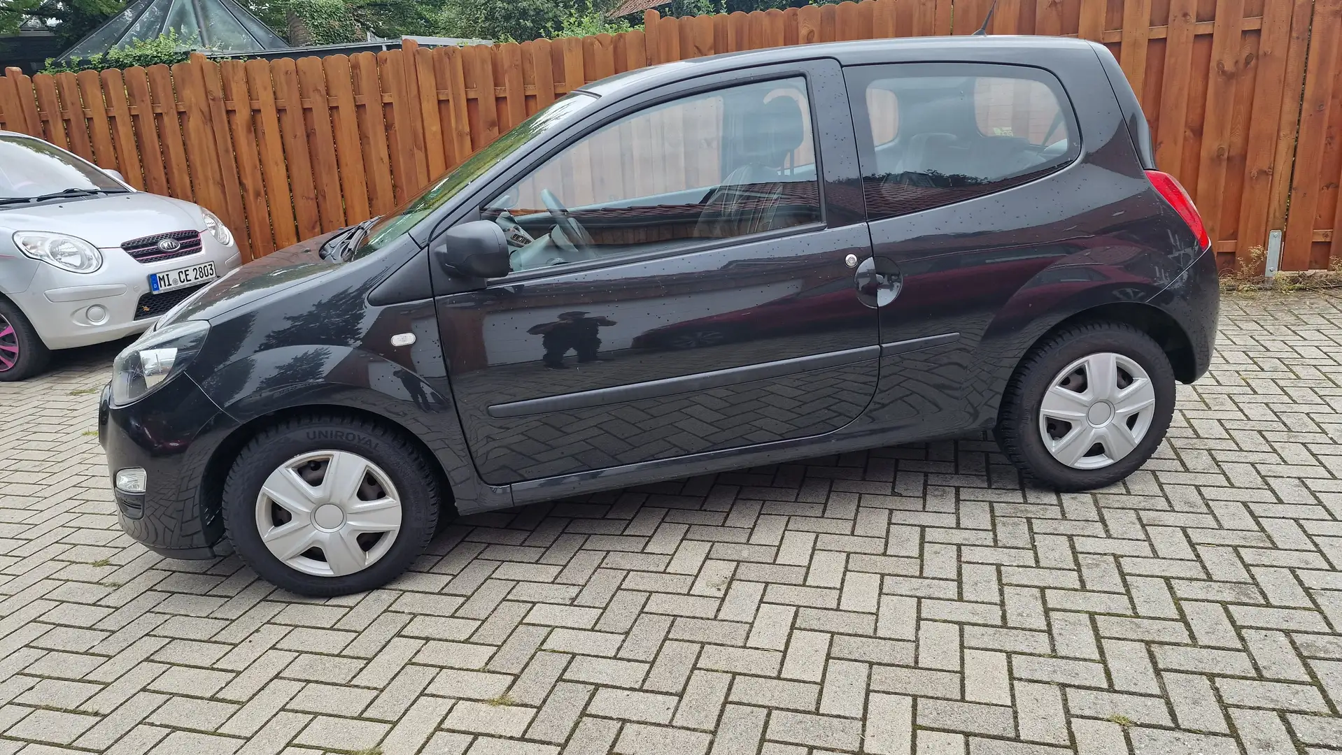 Renault Twingo Expression (68Tkm) Tüv Neu Schwarz - 2