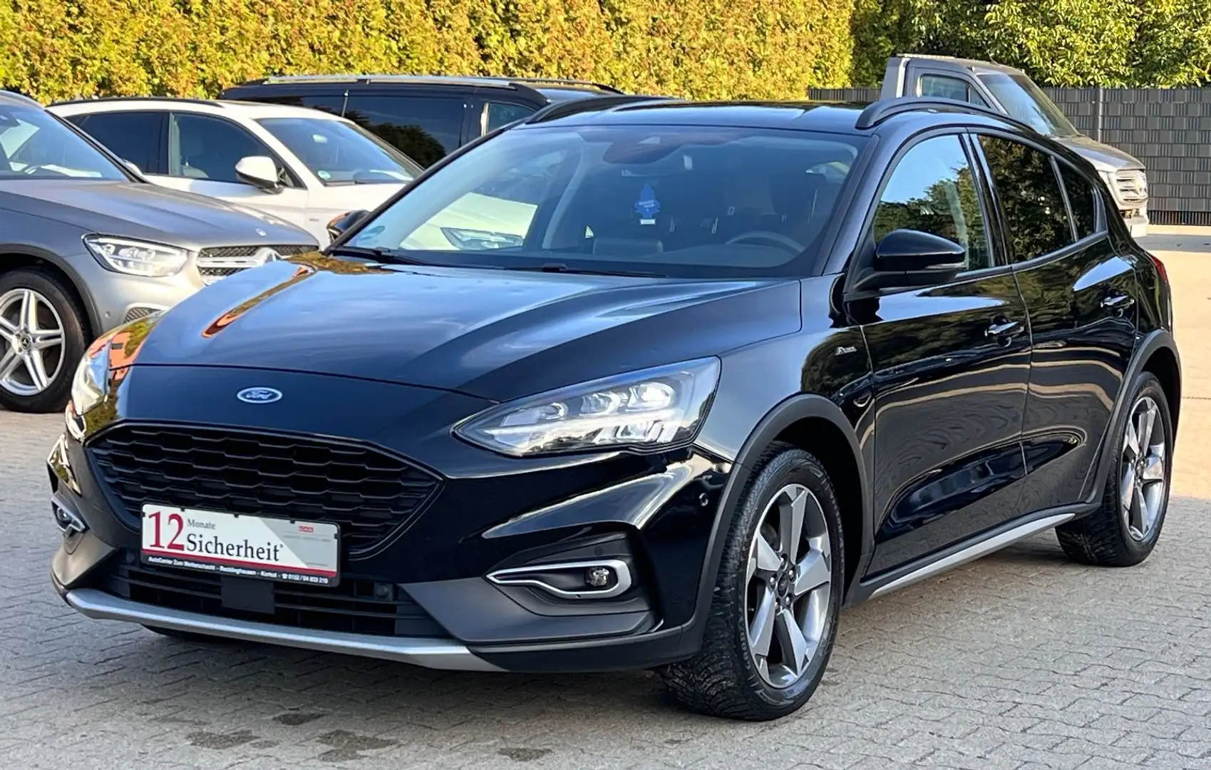 Ford Focus 1.0 Lim.Active-AUTOMATIK-ACC-SPUR-TOTWINKL Noir - 1