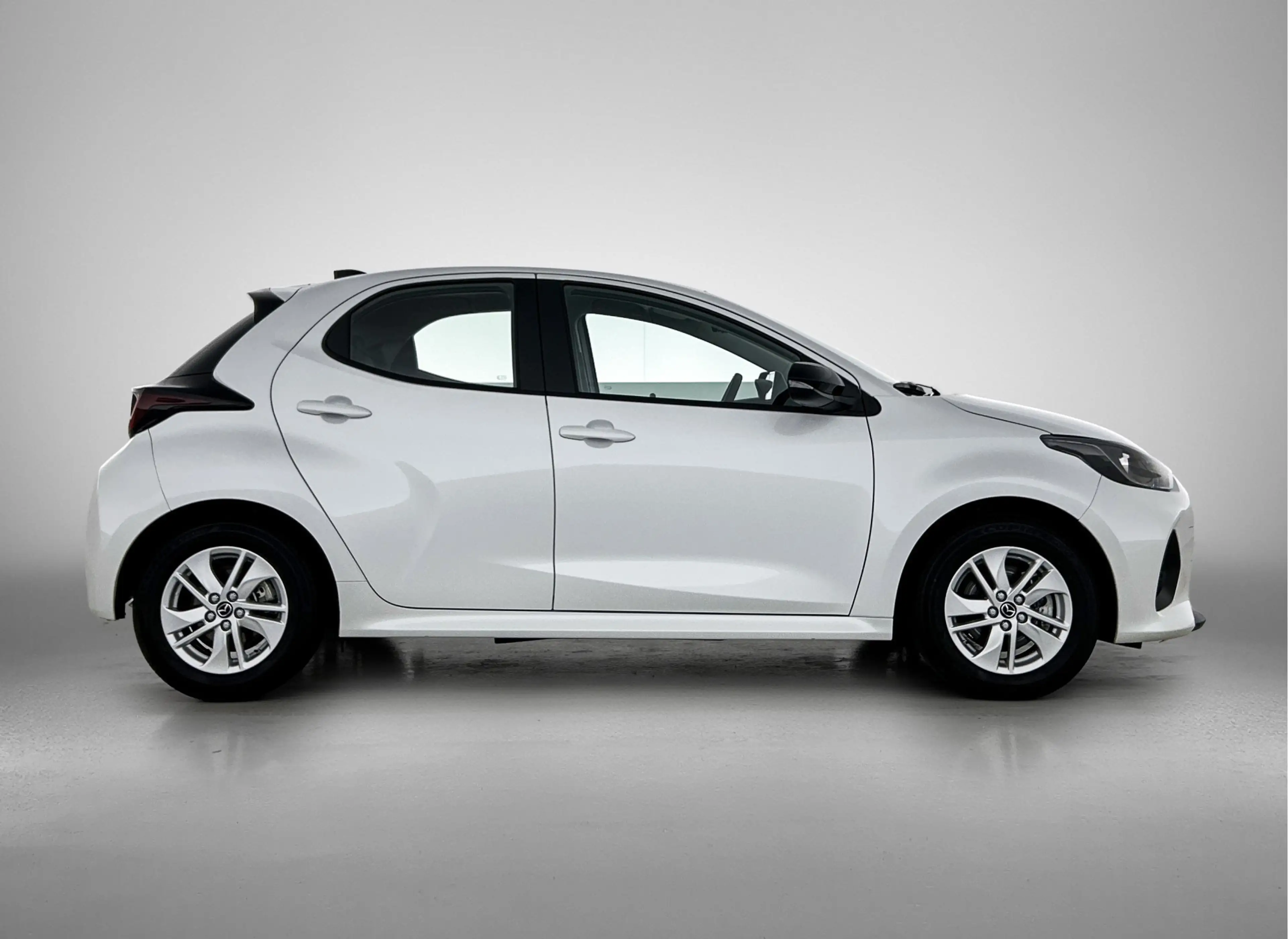 Mazda 2 Hybrid 1.5 Centre-line | Stoelverwarming | Apple C — photo 12