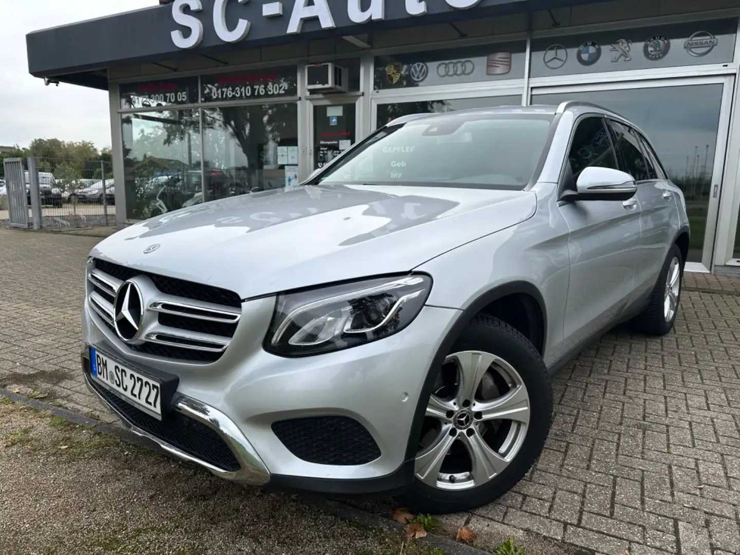 Mercedes-Benz GLC 220 GLC -Klasse GLC 220 d 4Matic*AHK*NAVI*PD Zilver - 1
