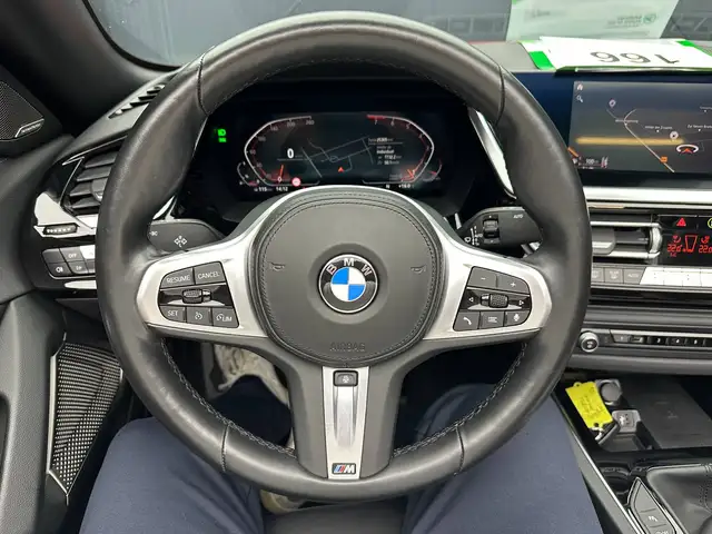 BMW Z4 view 16
