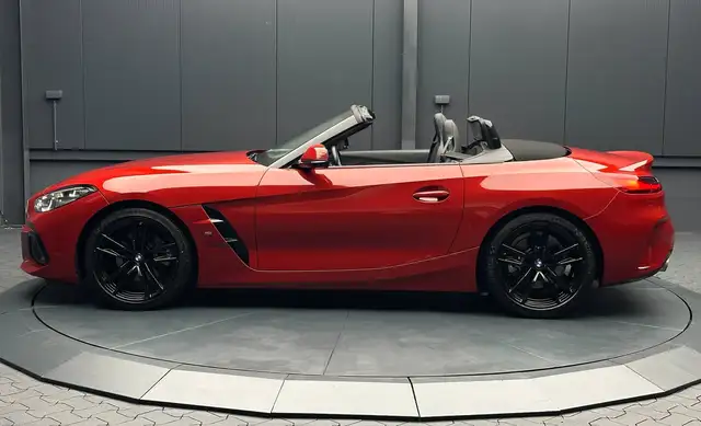 BMW Z4 view 2