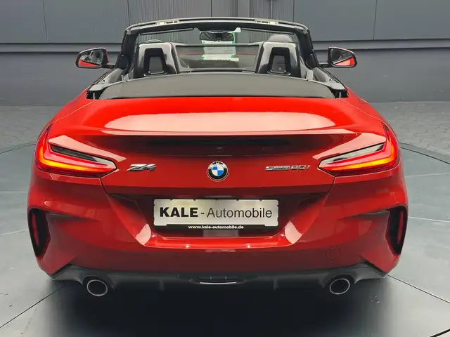 BMW Z4 view 4