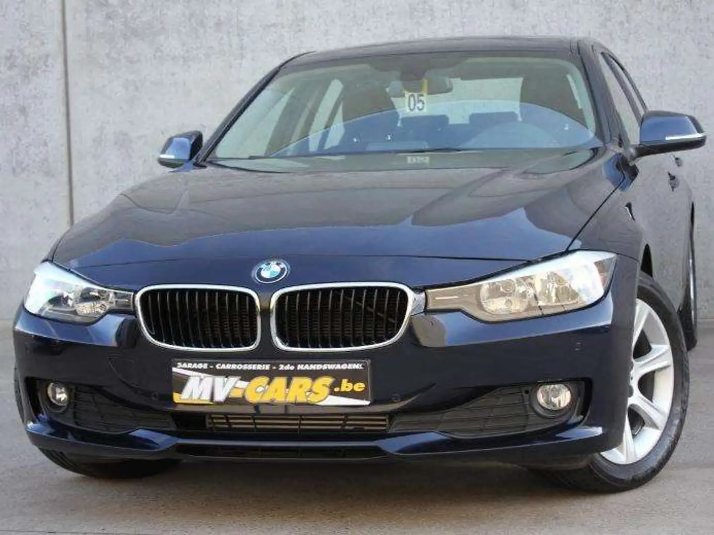 BMW 316 BMW 316i/Pdc/Multistuur/scherm Bleu - 1