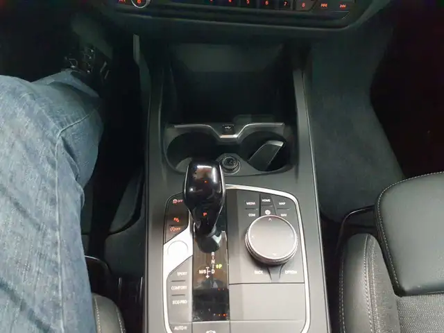 BMW 1 Series view 10