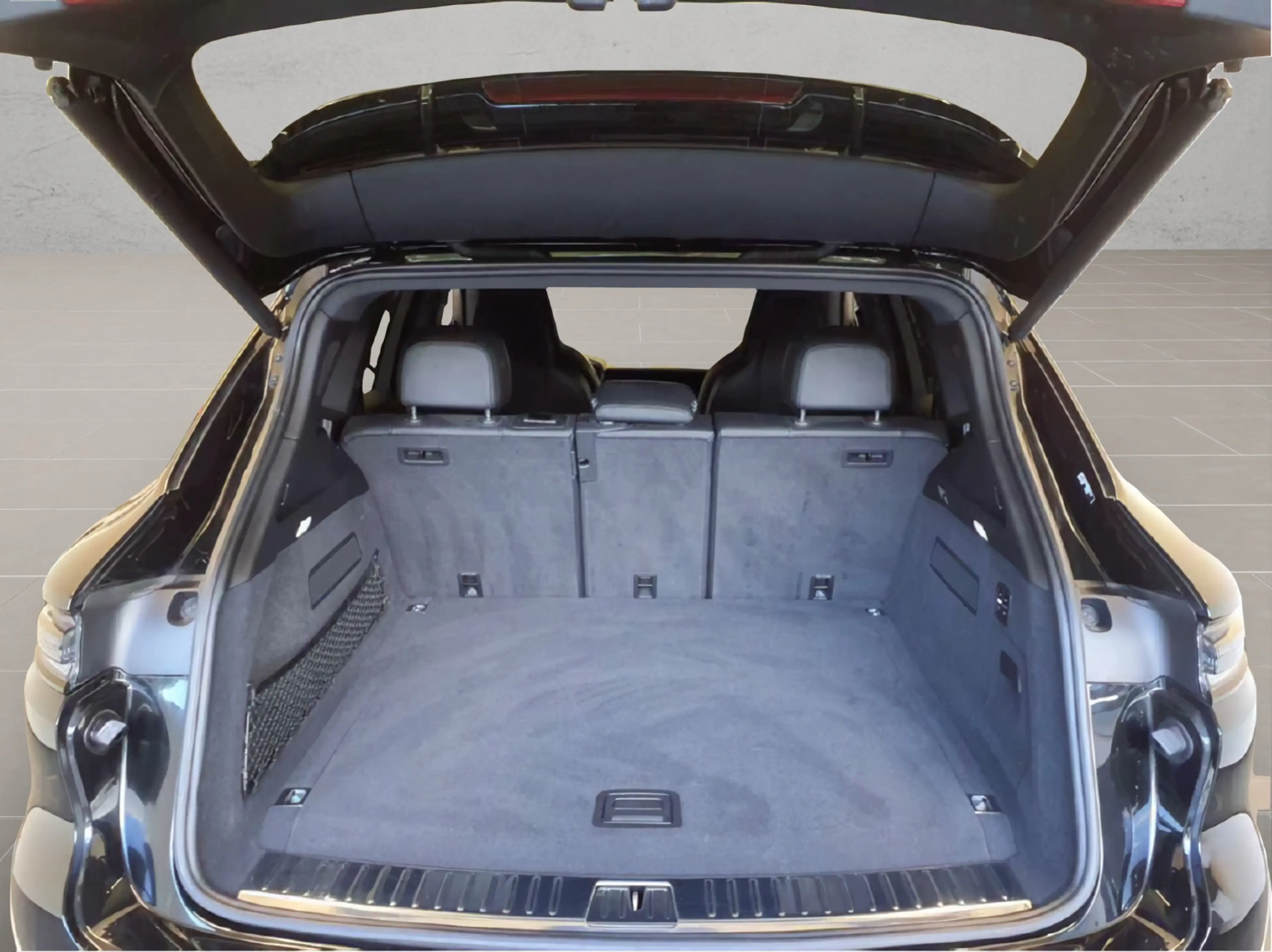 Porsche Cayenne S E-Hyb. Approved SportDesign PassengerD — photo 14