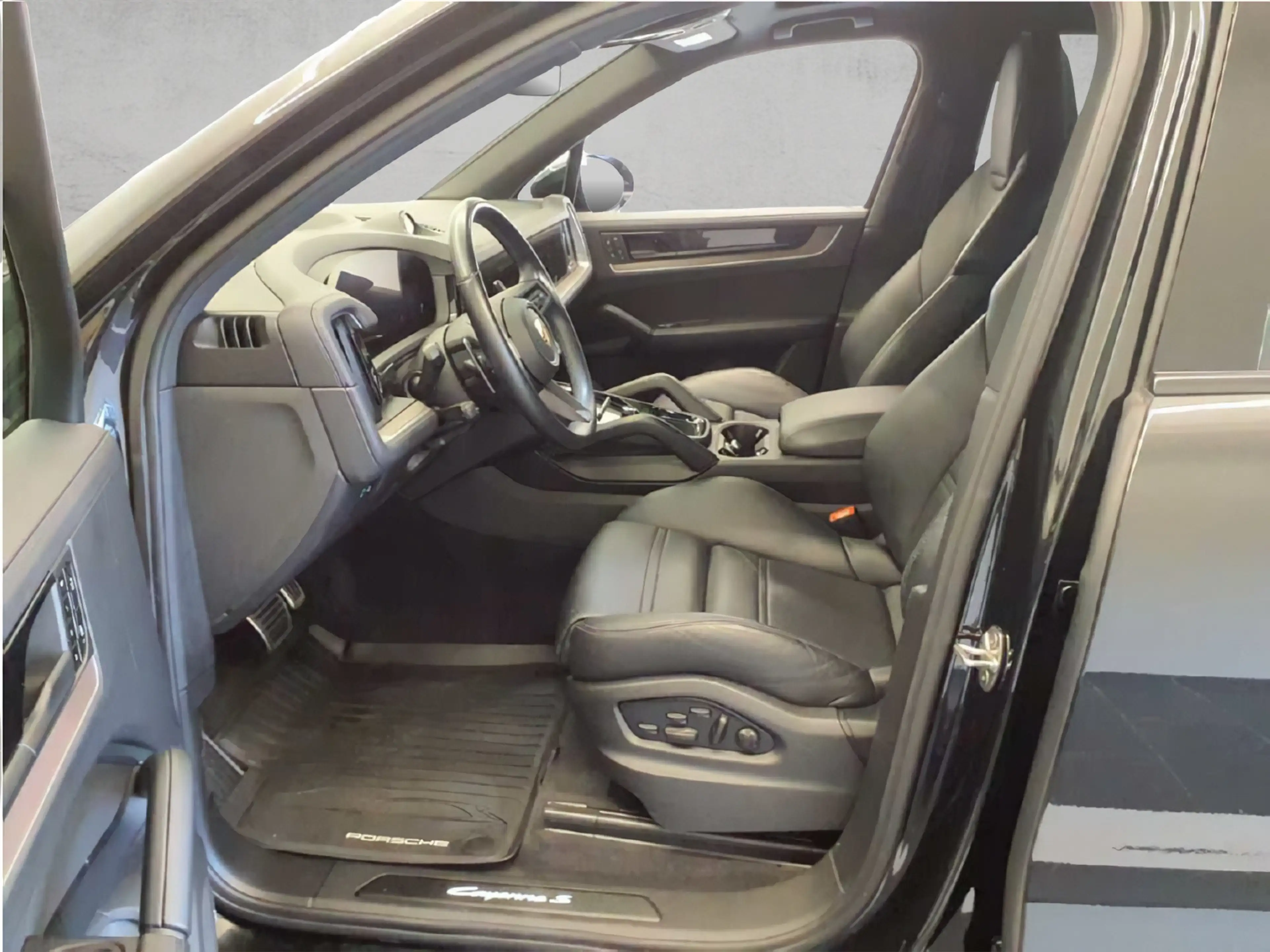 Porsche Cayenne S E-Hyb. Approved SportDesign PassengerD — photo 7