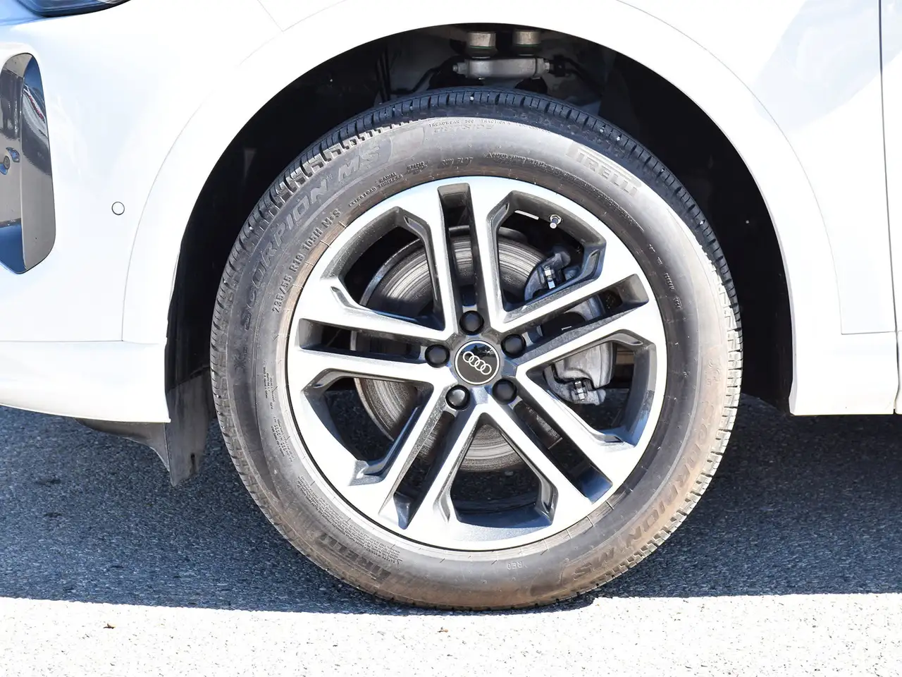 Audi Q5 photo Audi Q5