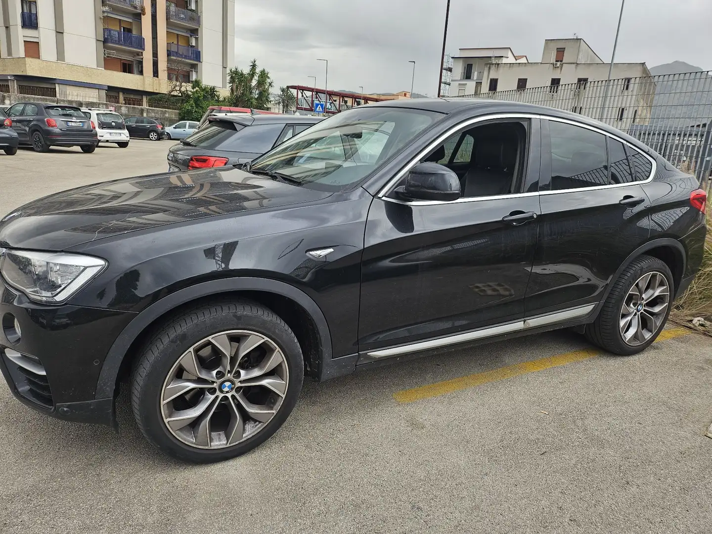 BMW X4 xdrive20d xLine tetto apribile - 1