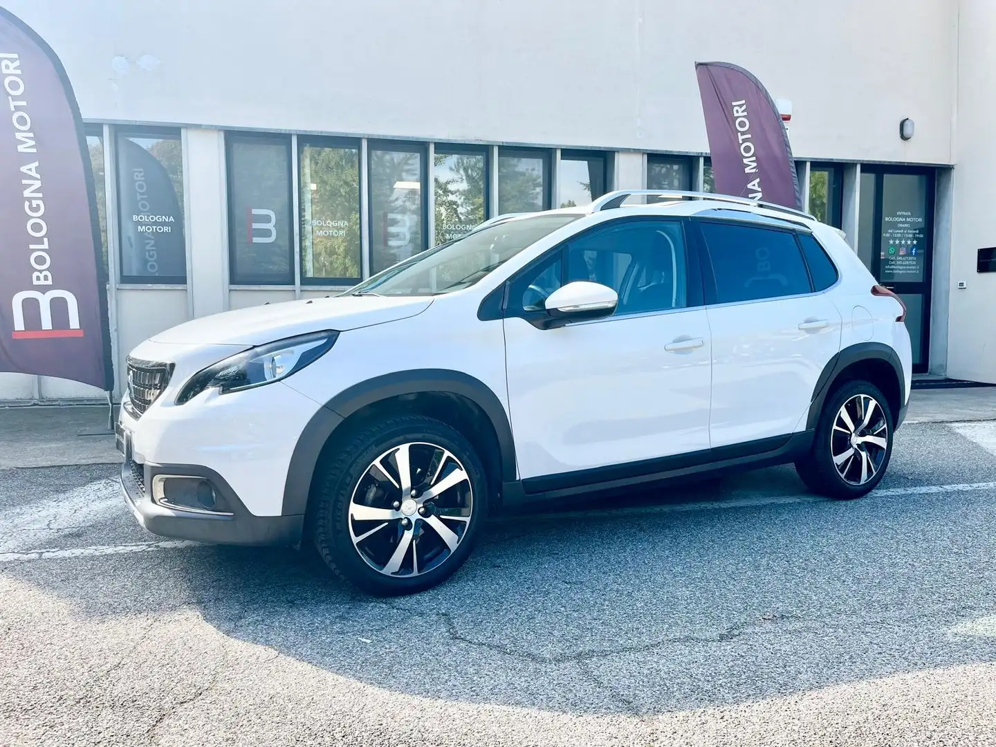Peugeot 2008 Blanc - 1