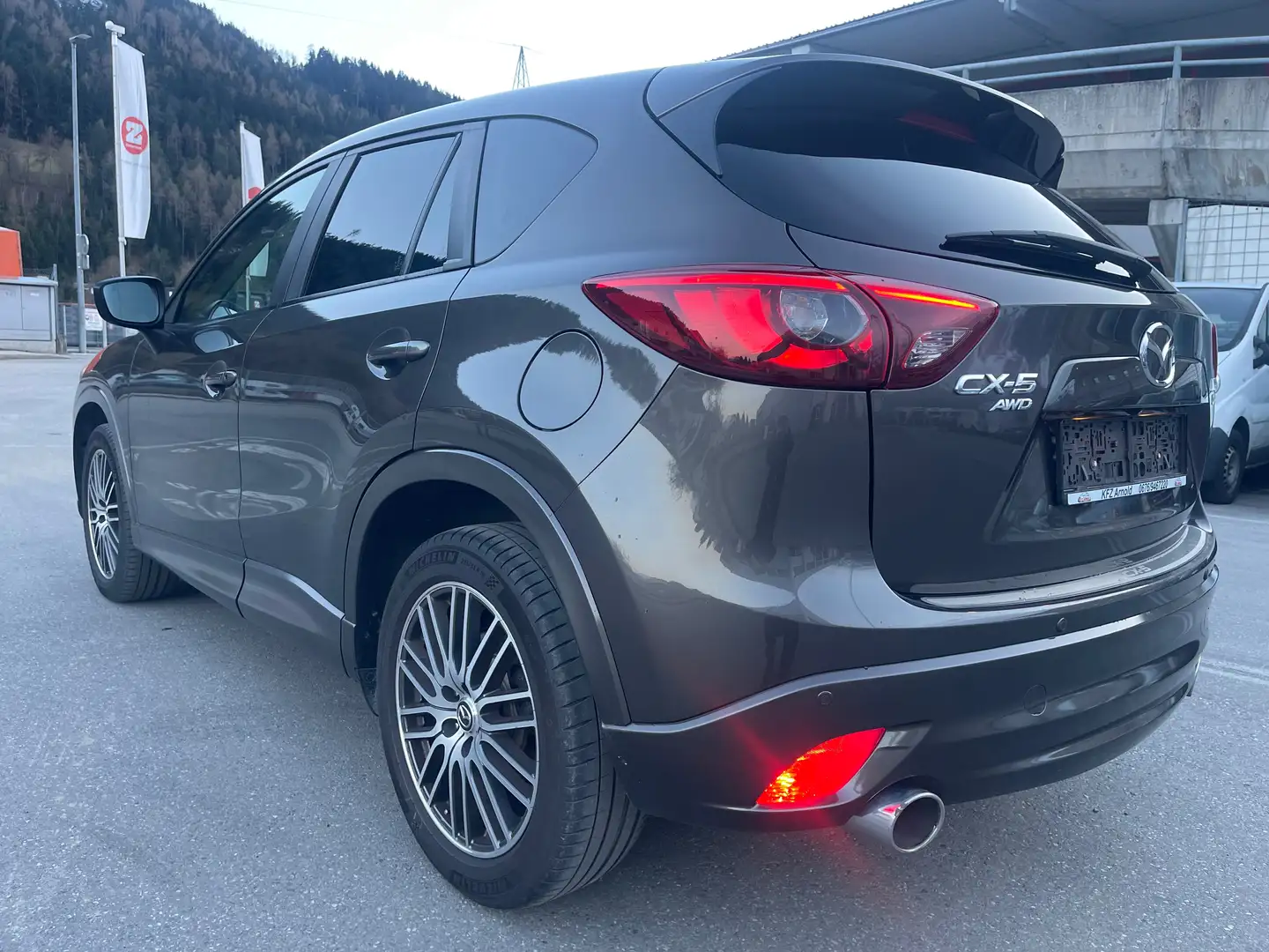 Mazda CX-5 Center-Line AWD Grau - 2