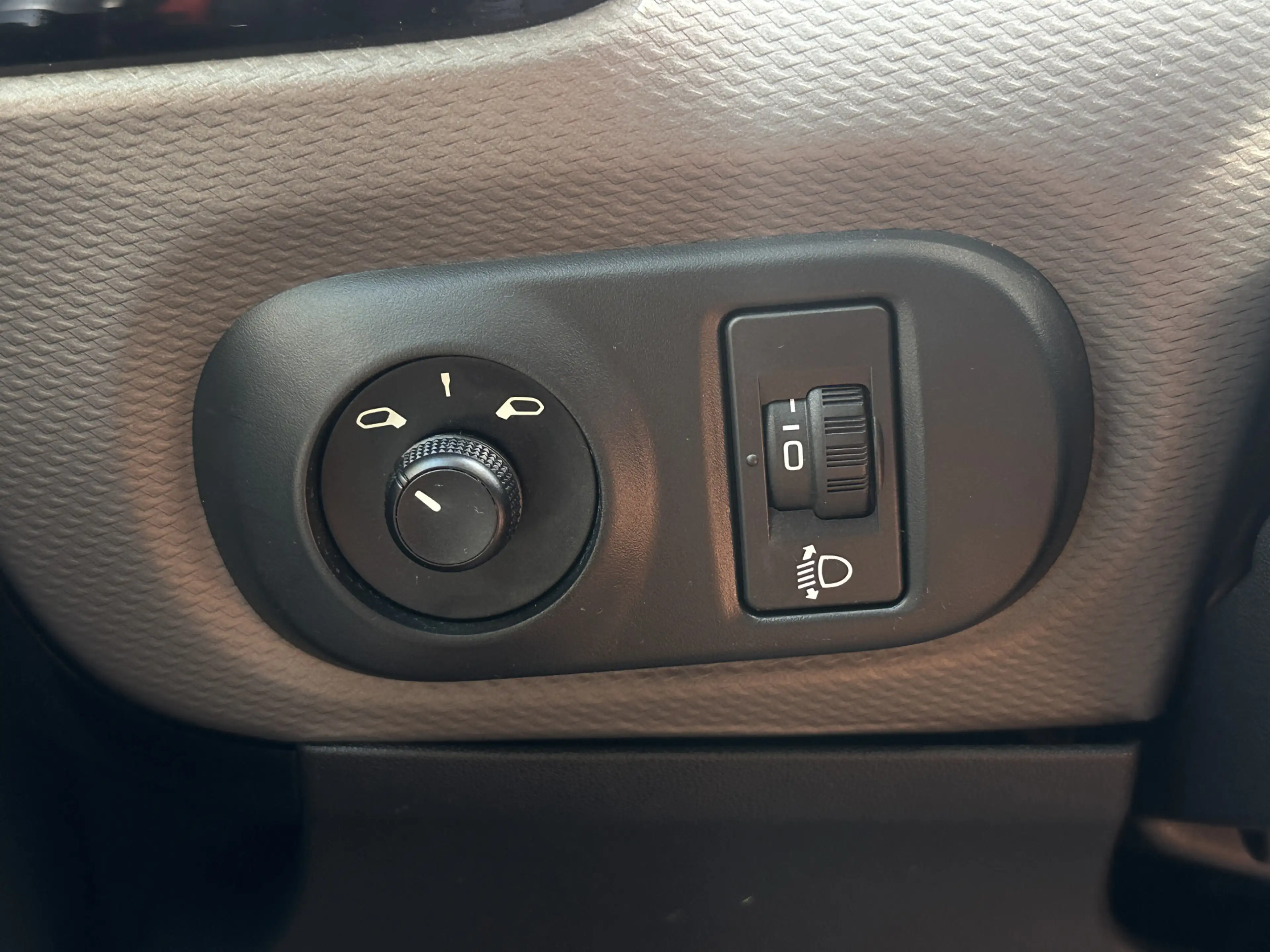 Citroen C4 Cactus 1.2 PureTech 110 pk Business Carplay, Cruise, Sens — photo 14