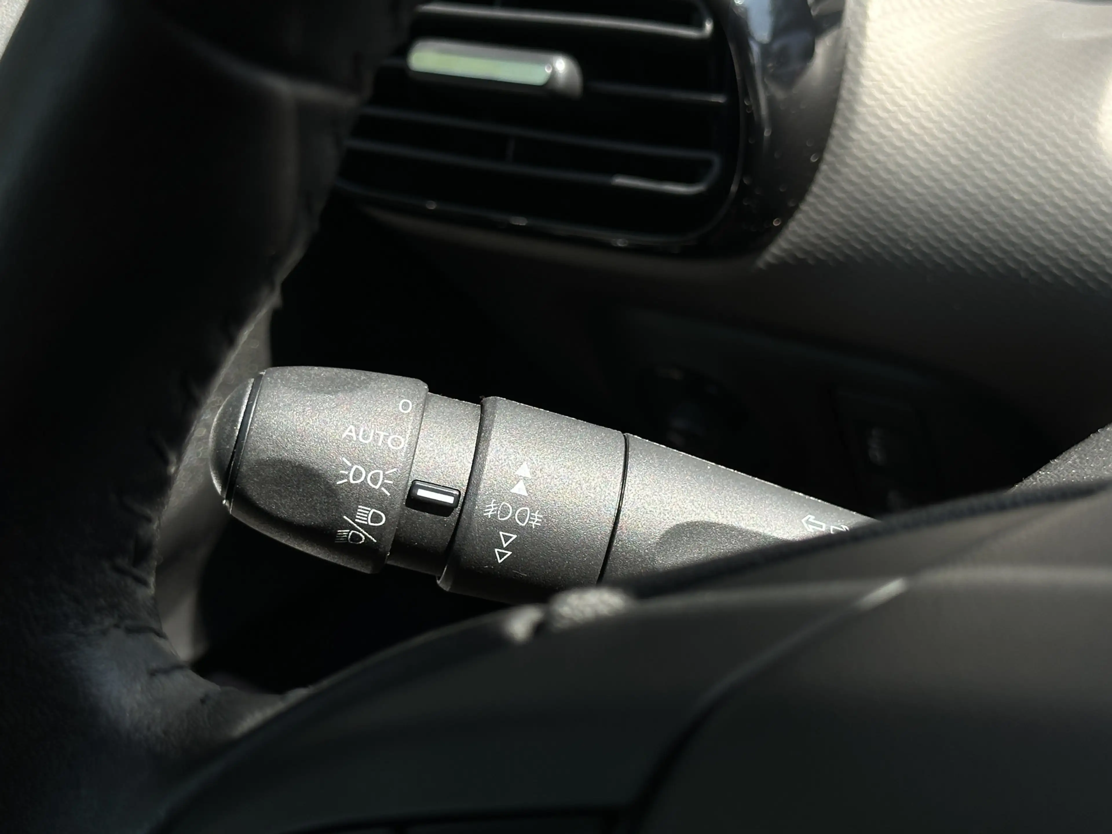 Citroen C4 Cactus 1.2 PureTech 110 pk Business Carplay, Cruise, Sens — photo 16