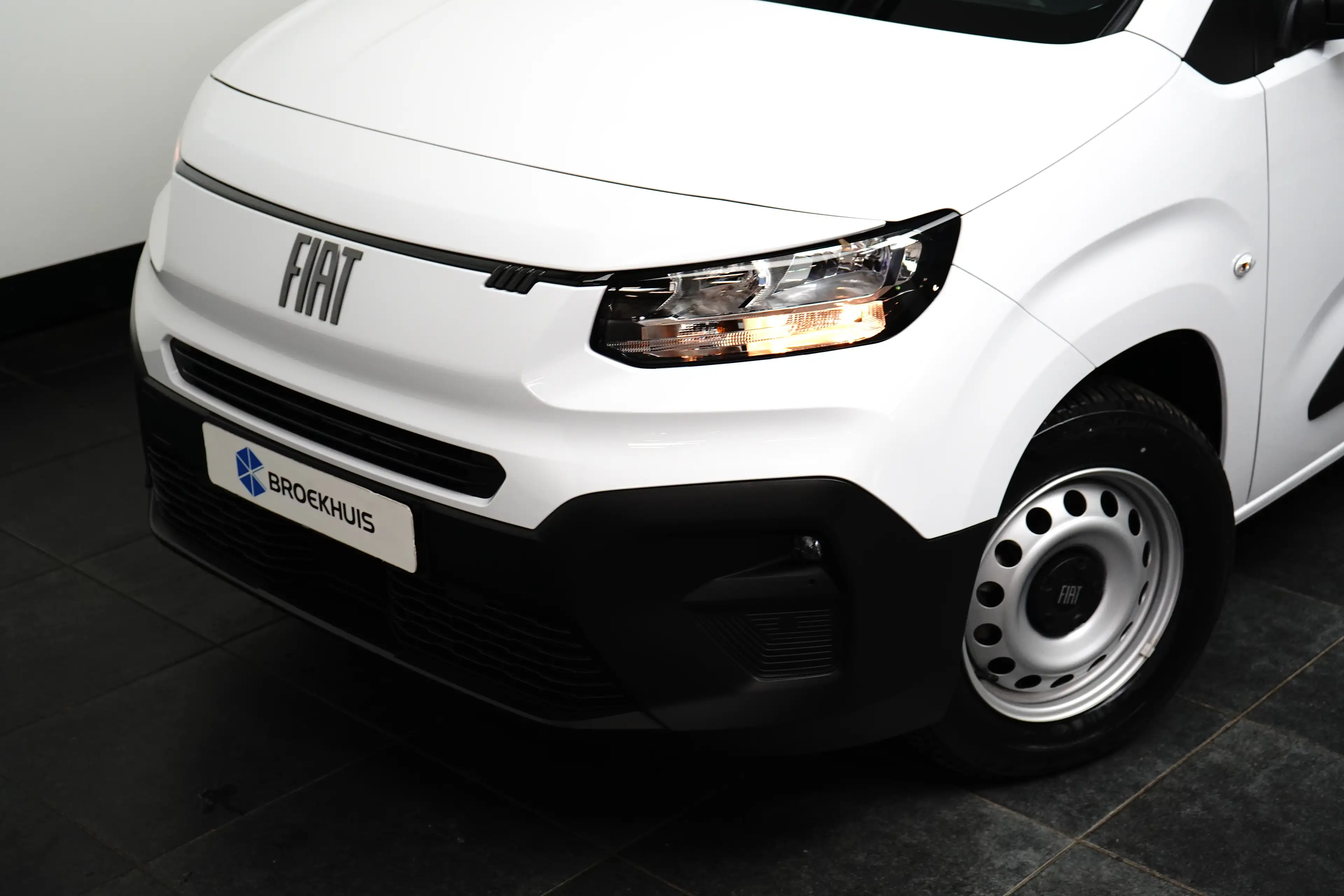 Fiat Doblo 1.5 BlueHDi 130 S&S L2 | Achteruitrijcamera met 18 — photo 10